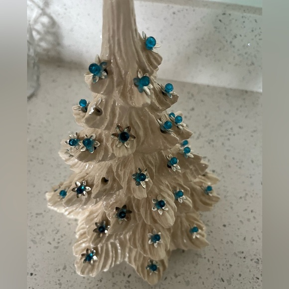 Vintage Ceramic Christmas Tree - Picture 5 of 14
